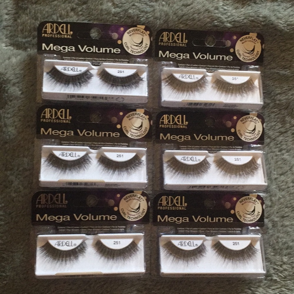 Bundle of 6 Ardell Mega Volume Eyelashes
